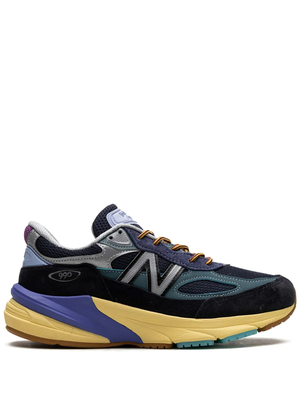 New Balance 990 V6