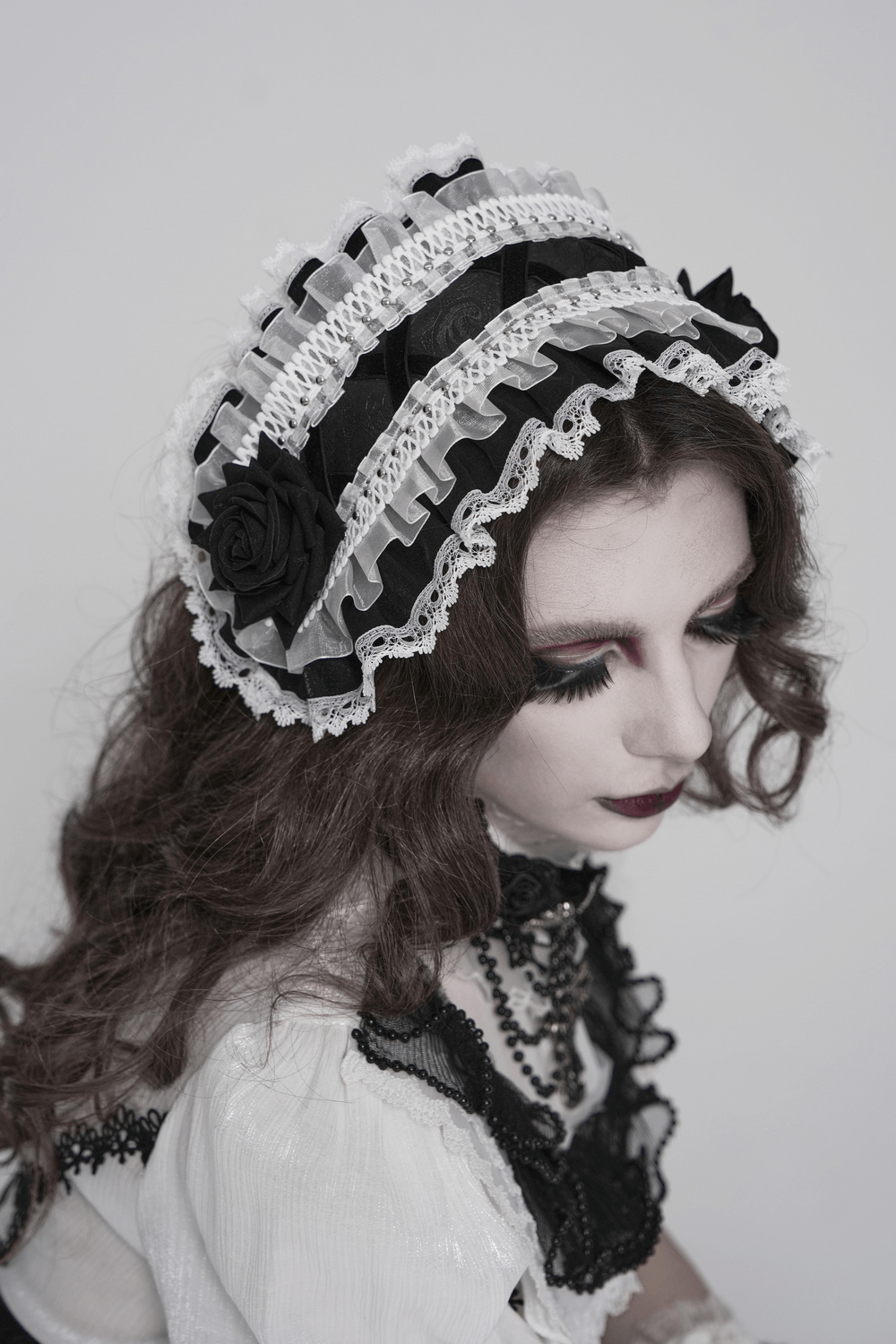 Black and White Gothic Lolita Lace Bonnet with Roses
