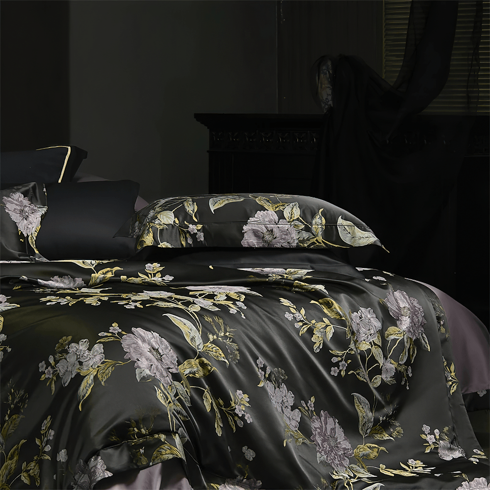 Black Floral Cotton Satin Bedding Set with Peonies