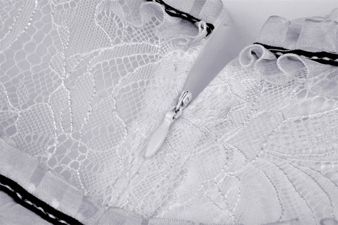 Chic Short Puff Sleeves Lace-Trimmed White Dress
