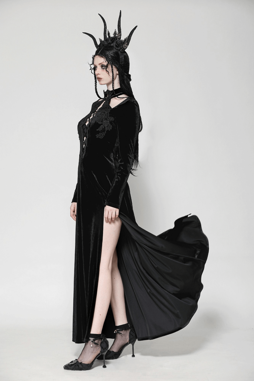 Gothic Lace-Up Velvet Dress with Ruffled Details and Slit