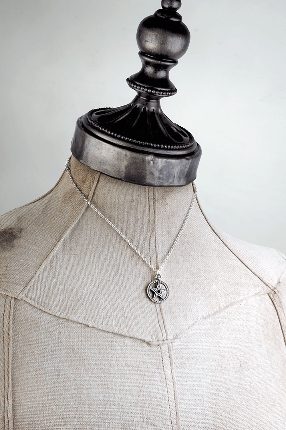 Medieval Style Dante's Hex Pentagram Pendant with Circle