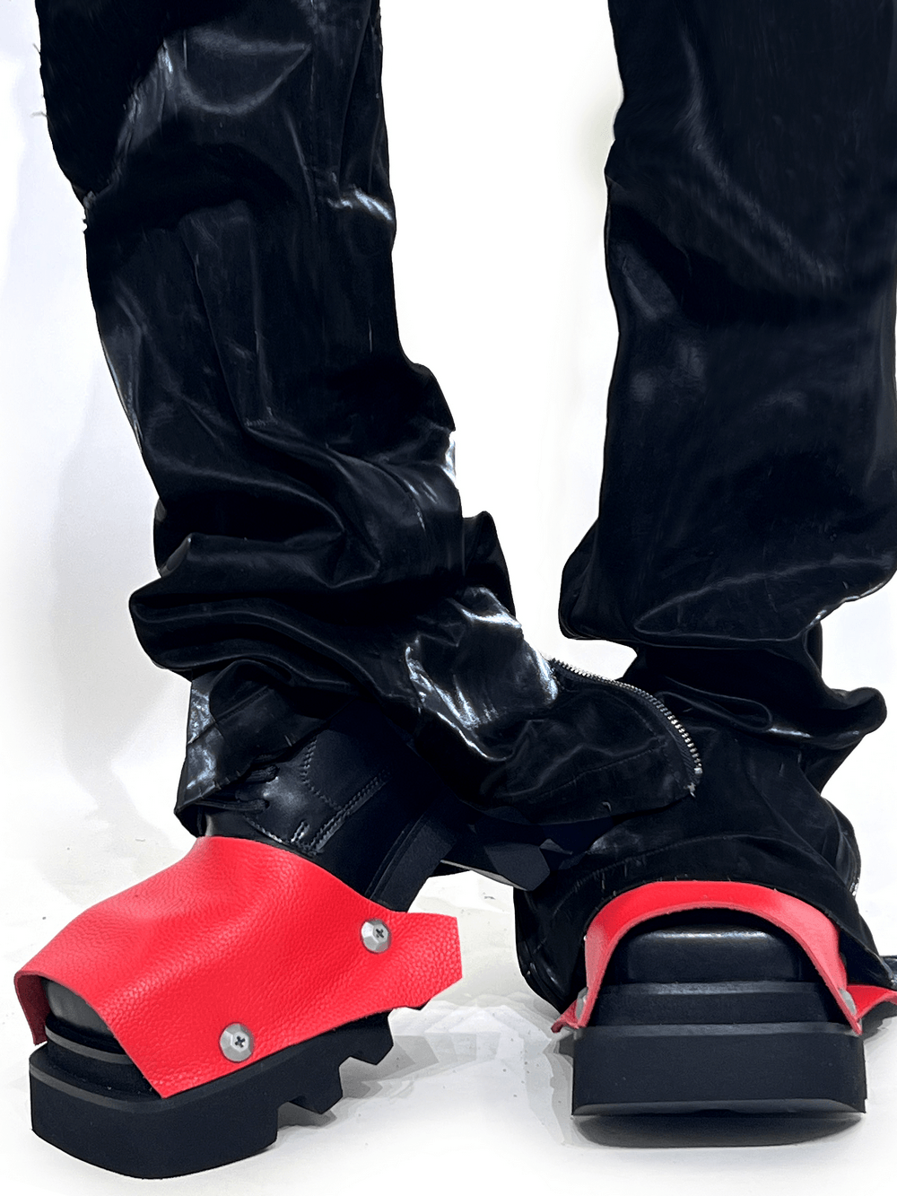 Men's Gothic Lace Up Shoes with Rugged Lug Sole and Overlay