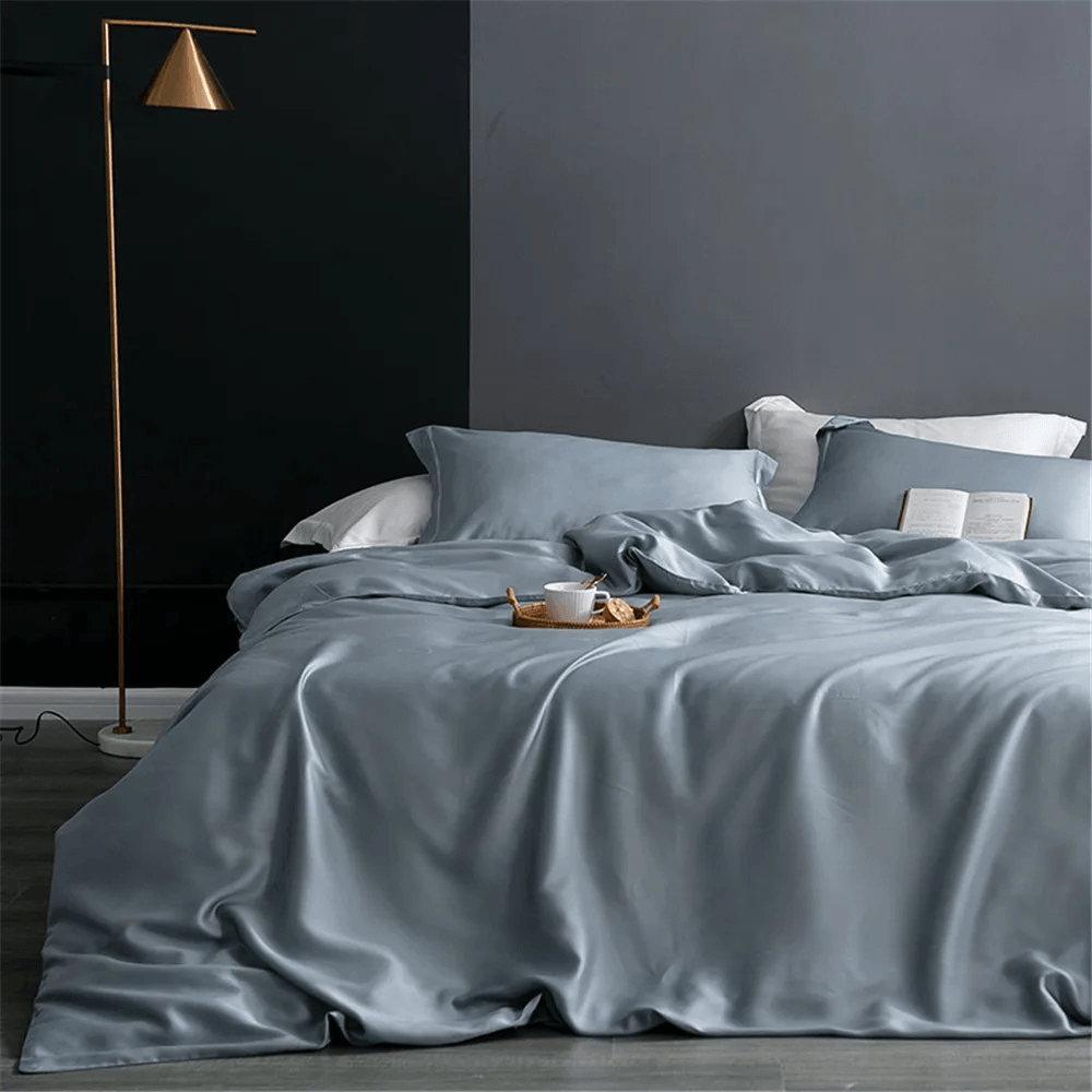 Nature Silk Bedding Set with Duvet Cover and Sheets