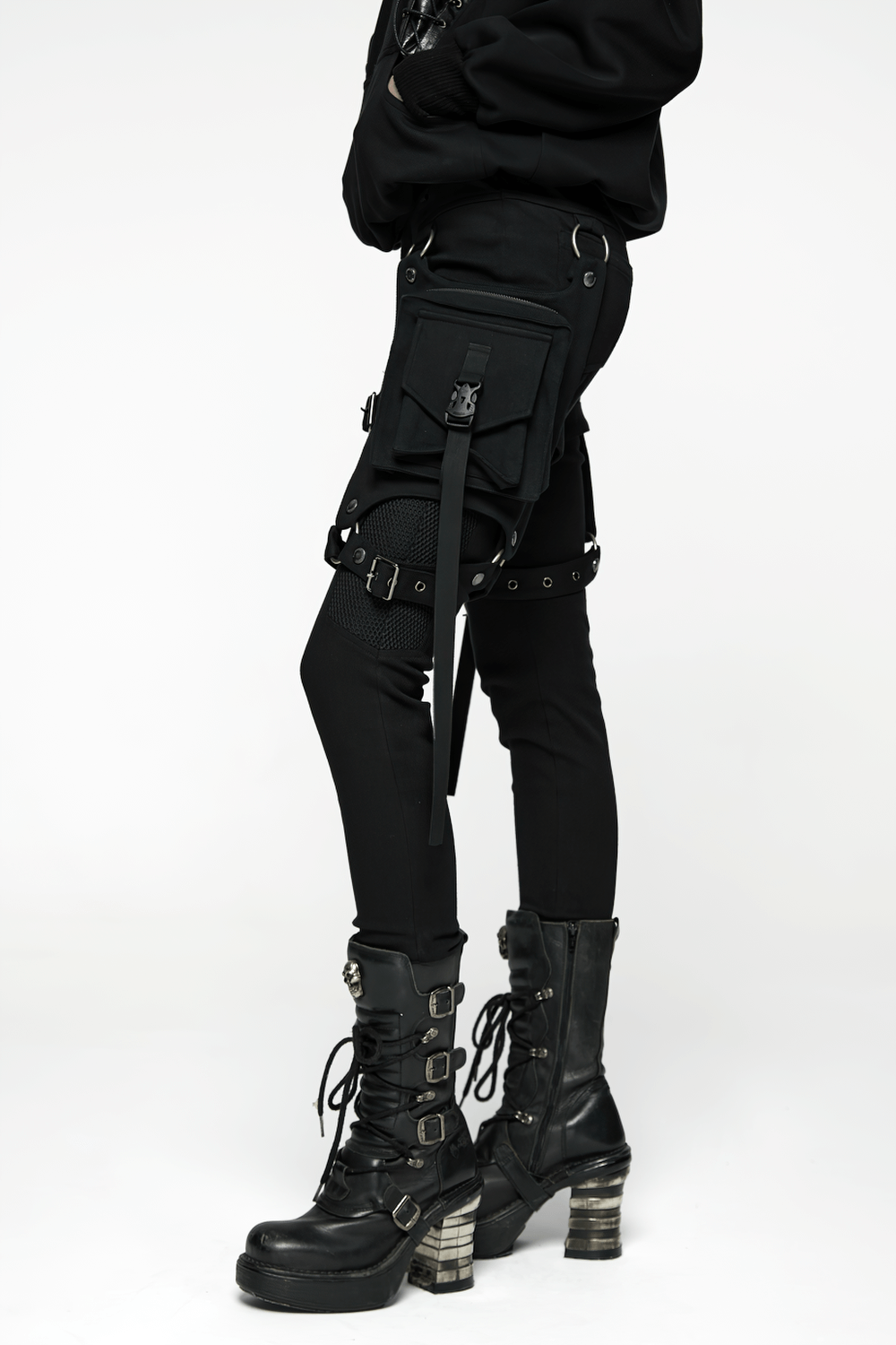 Stylish Gothic Black Twill Pants with Detachable Pockets