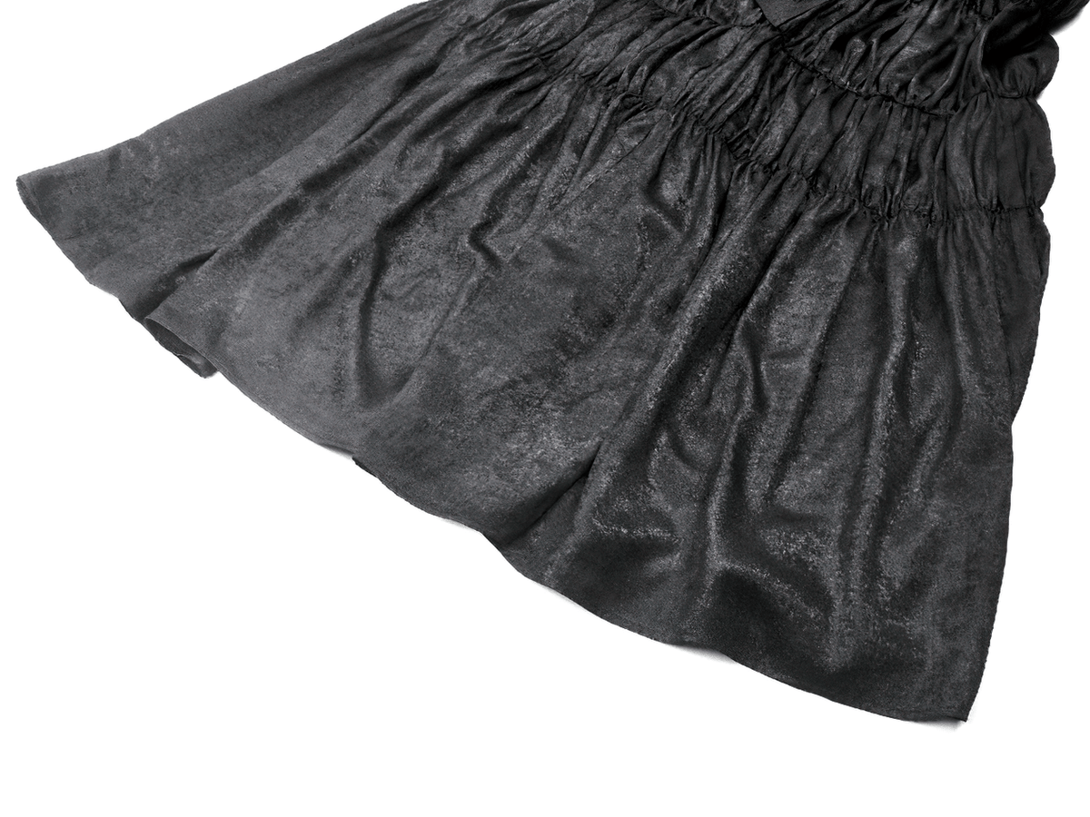 Victorian Gothic Black Puff-Sleeved Long Dress