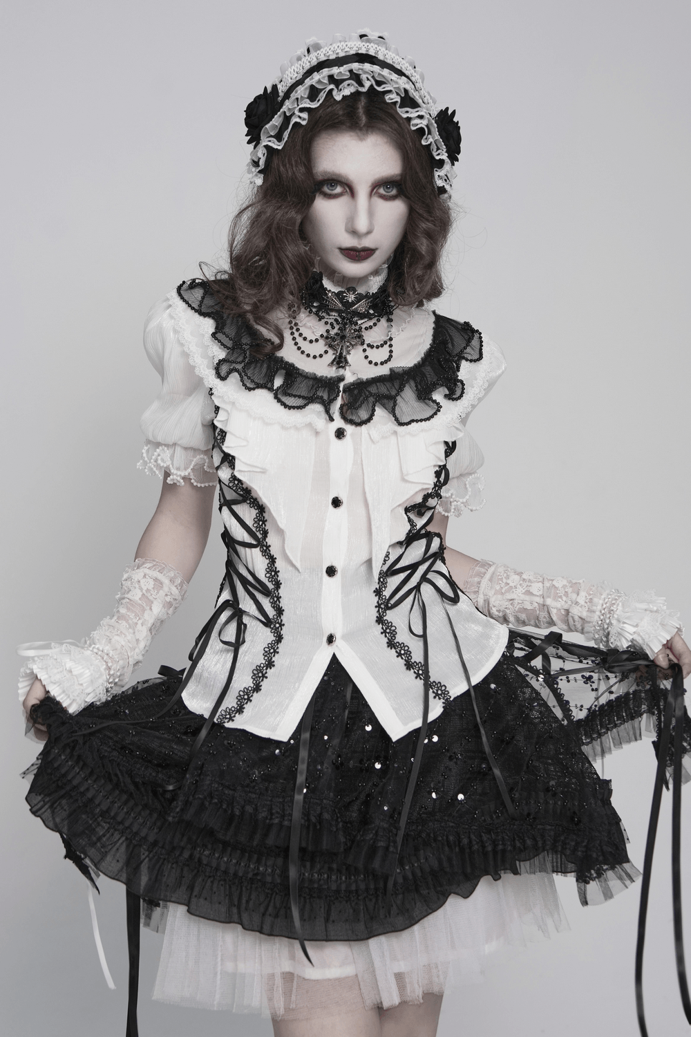 Black and White Gothic Lolita Lace Bonnet with Roses