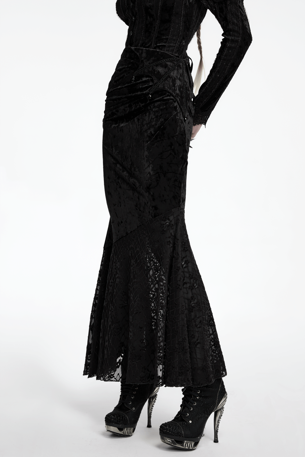 Black Elegant Lace Asymmetrical Skirt with Fishtail Design