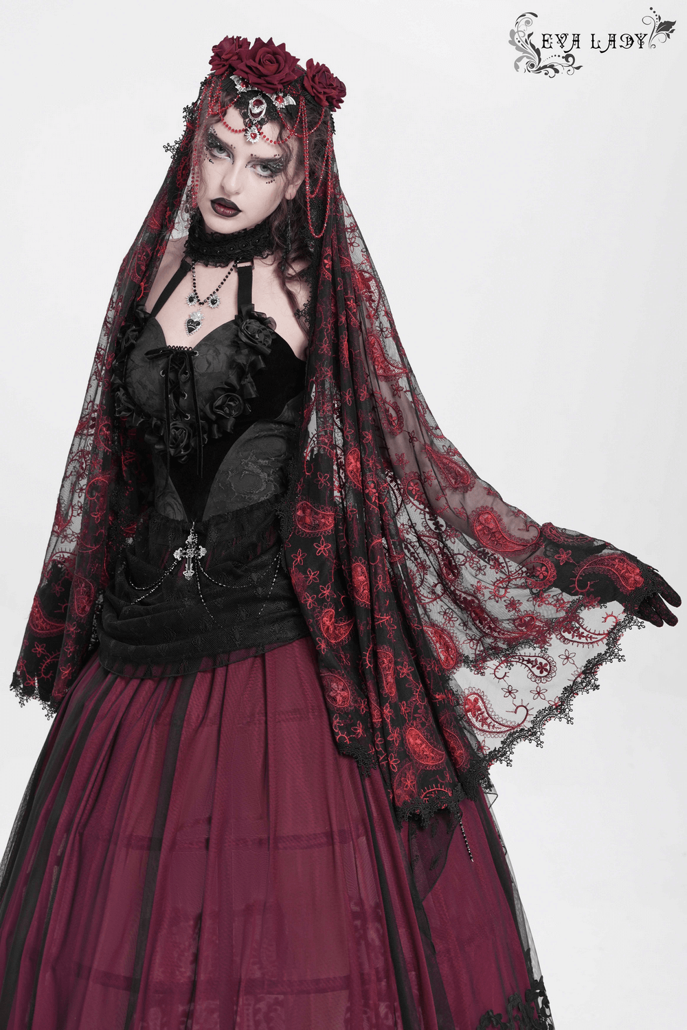 Dark Romantic Embroidered Veil with Skull Pendant and Roses