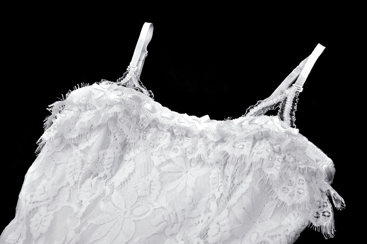Elegant White Lace Mermaid Dress with Spaghetti Straps