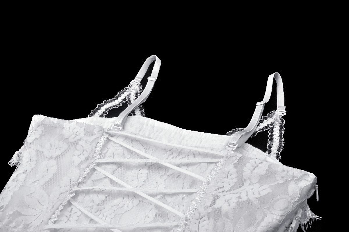 Elegant White Lace Mermaid Dress with Spaghetti Straps