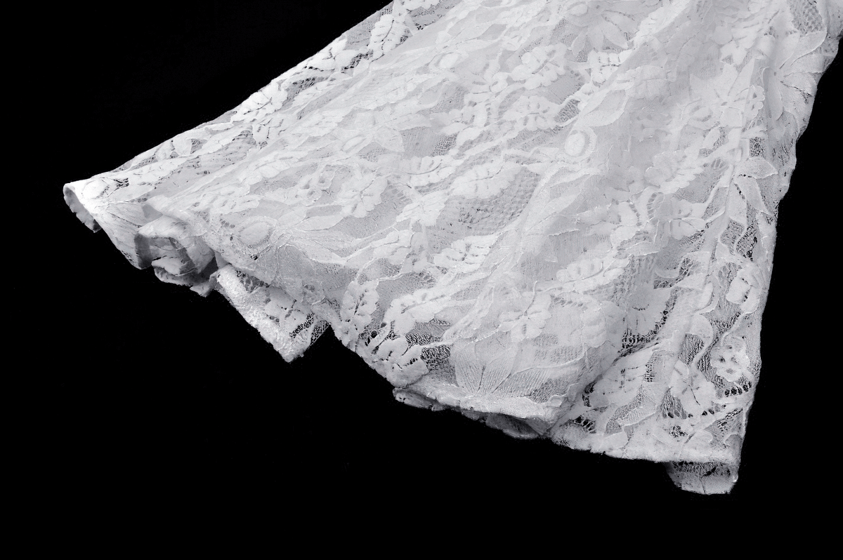 Elegant White Lace Mermaid Dress with Spaghetti Straps