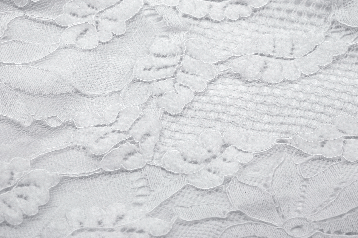 Elegant White Lace Mermaid Dress with Spaghetti Straps