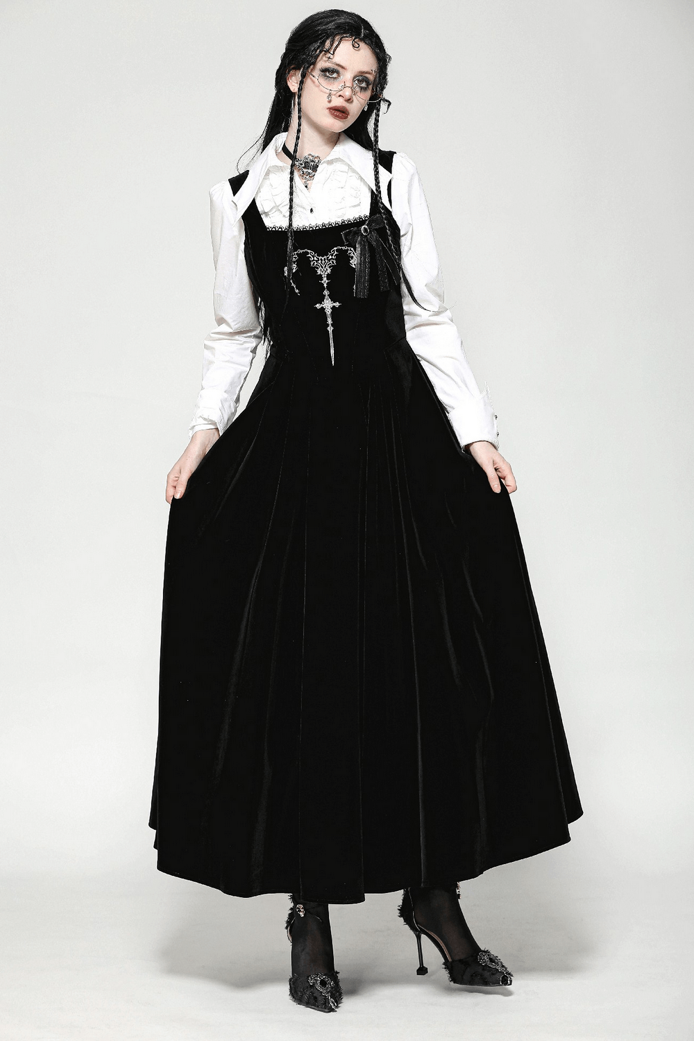 Enchanting Black Long Dress with Lace-Up Back