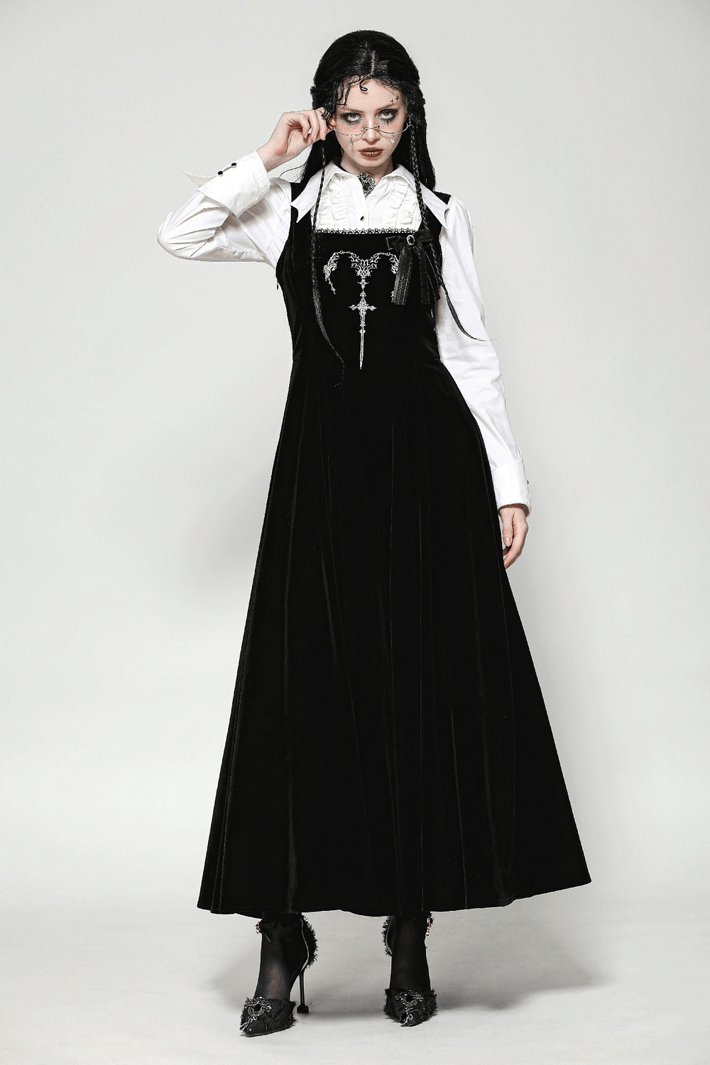 Enchanting Black Long Dress with Lace-Up Back