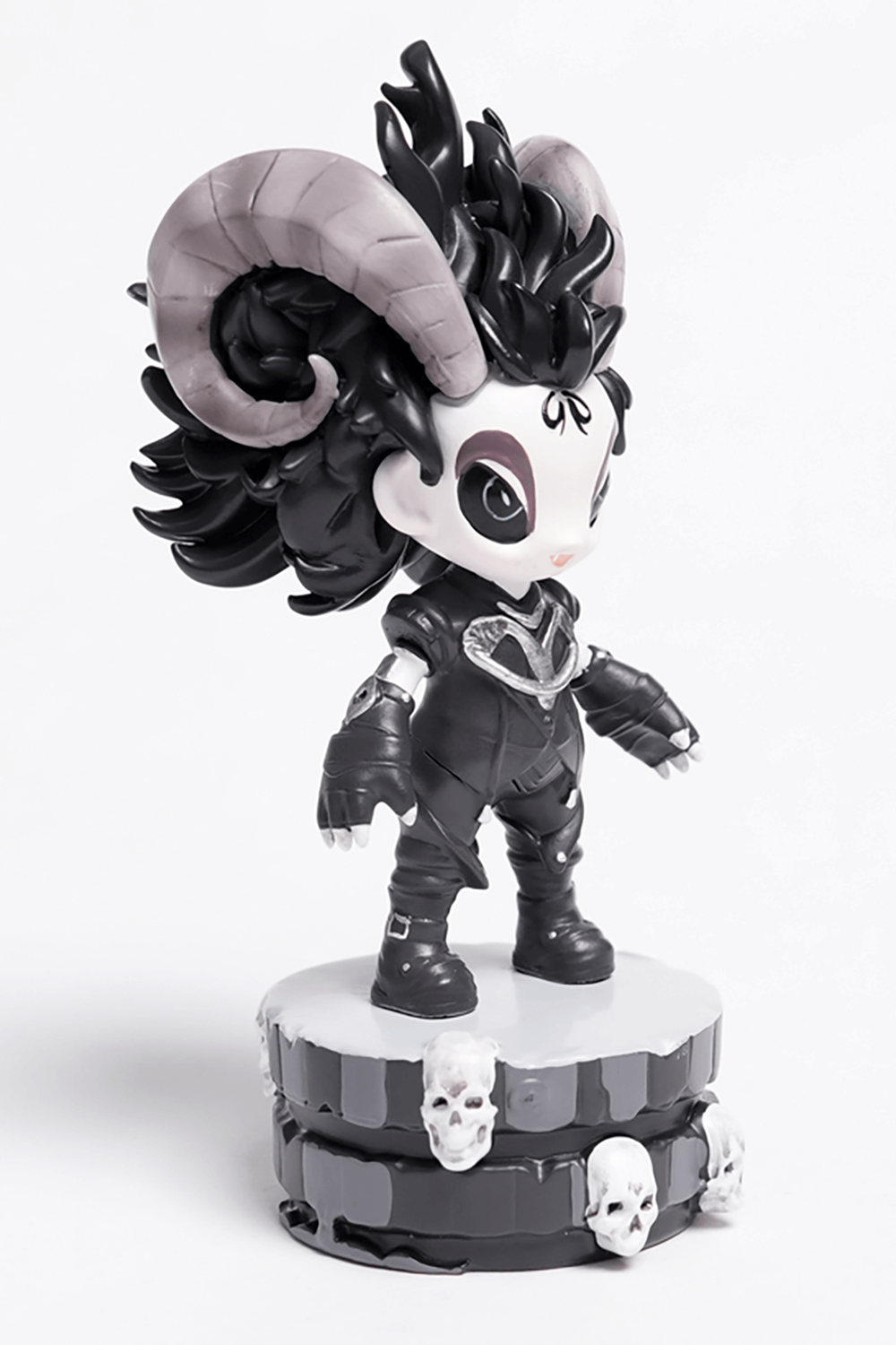 Gothic Demon Figure with Horns and Skull Base