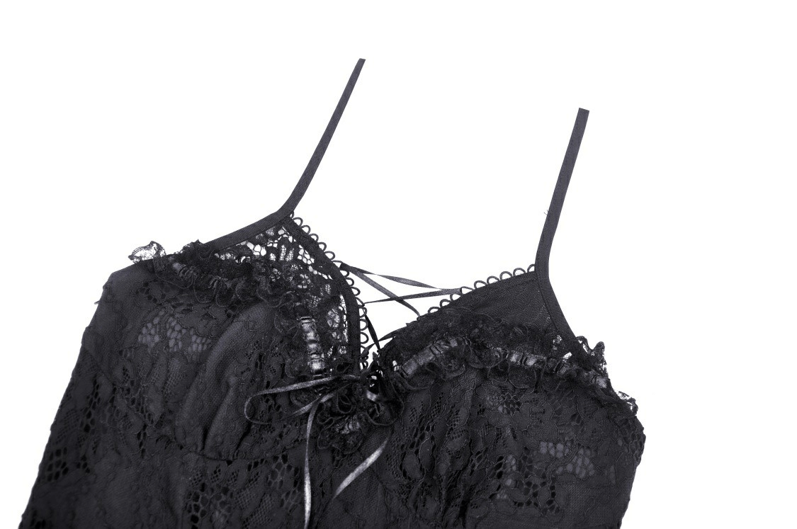Gothic Dovetail Lace Dress with Ruffle Detailing