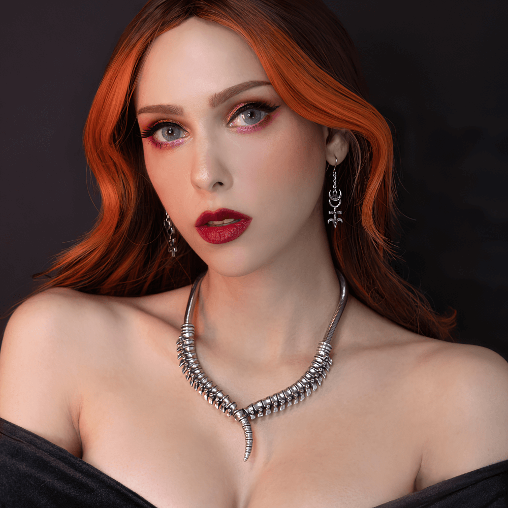 Thoracic Vertebrae-Inspired Spine Collar Necklace
