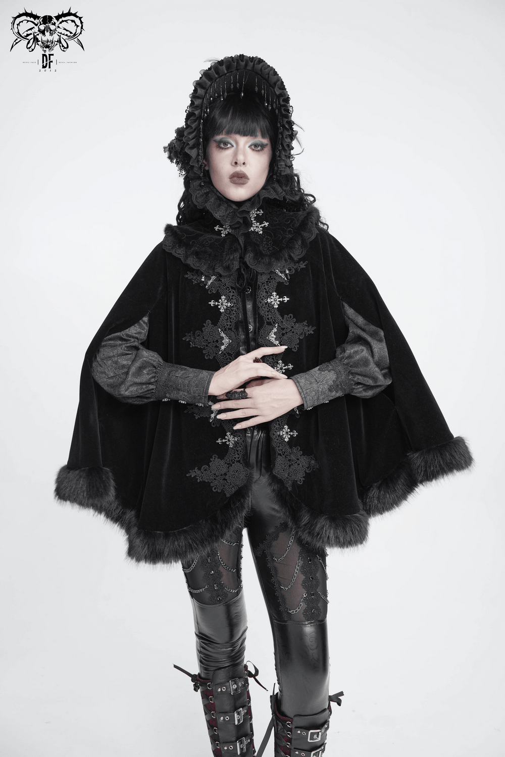 Victorian Gothic Stand Collar with Lace and Fur Trim