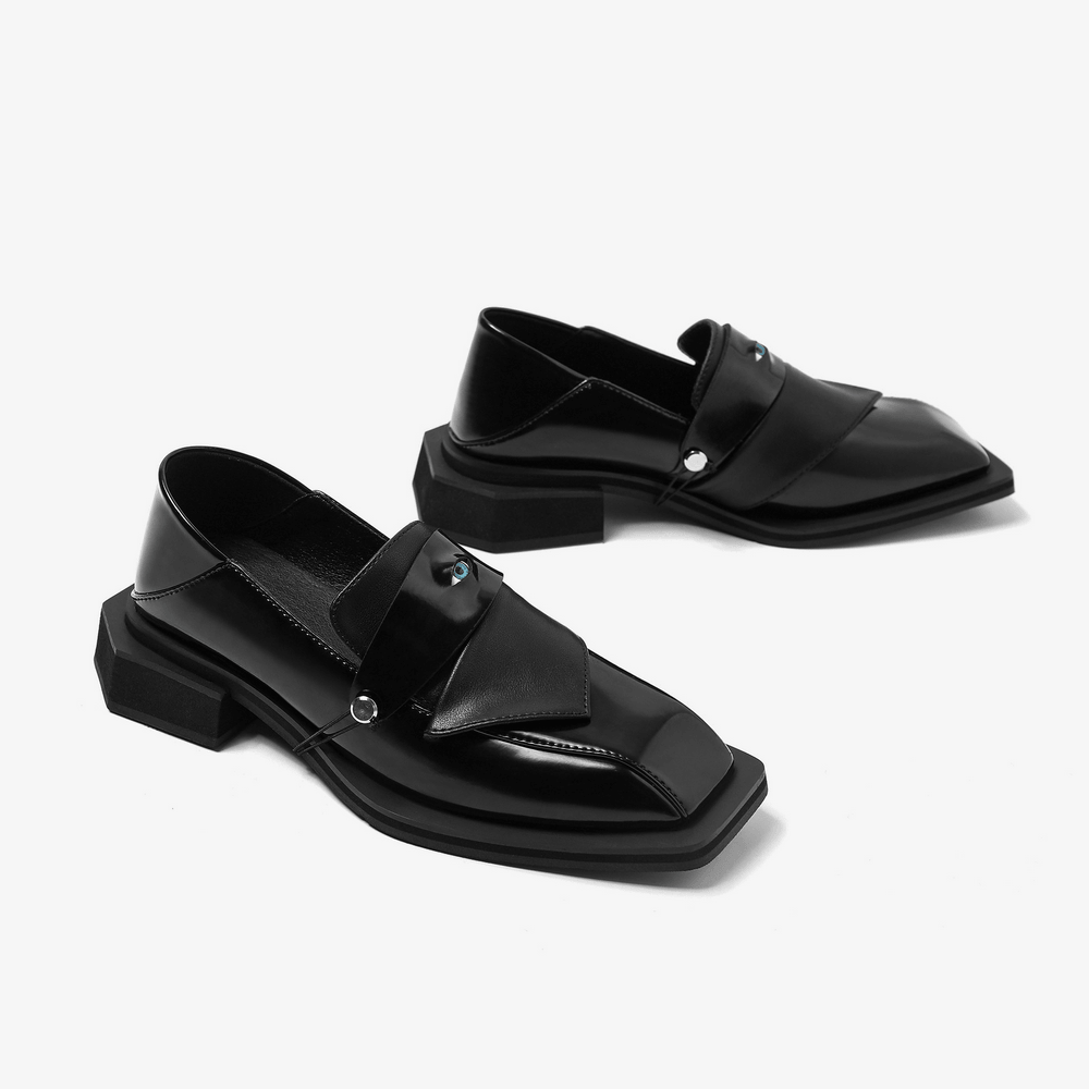 Women's Gothic Patent Eye Strap Square Toe Loafers